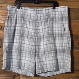 Men's Nike Golf Gray Plaid Performance Shorts 38 (9 Inseam) Activewear